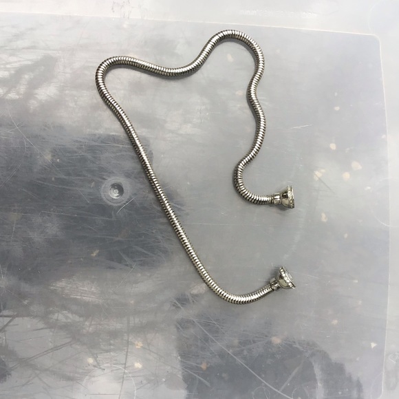 LOFT Magnetic necklace & bracelets set OS - Picture 11 of 12